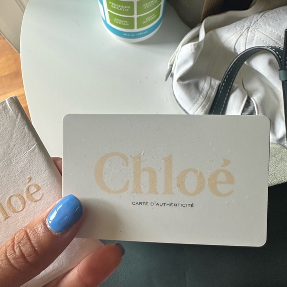 chloe crossbody - Picture 6 of 7